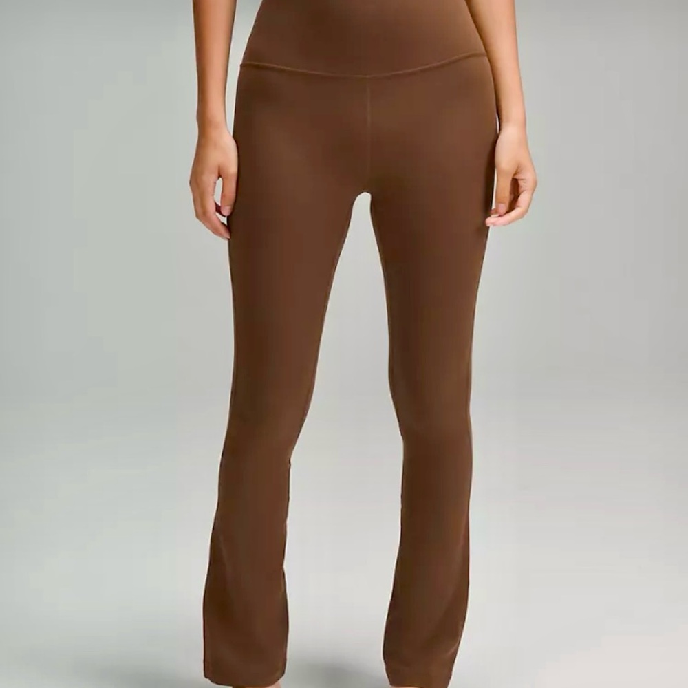 Lululemon High Rise Mini-Flared Pants *Extra Short (Java) Size 2